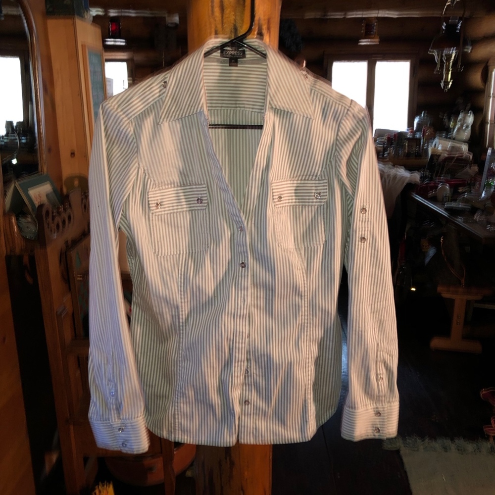 Express M Striped Button down - Picture 2 of 8